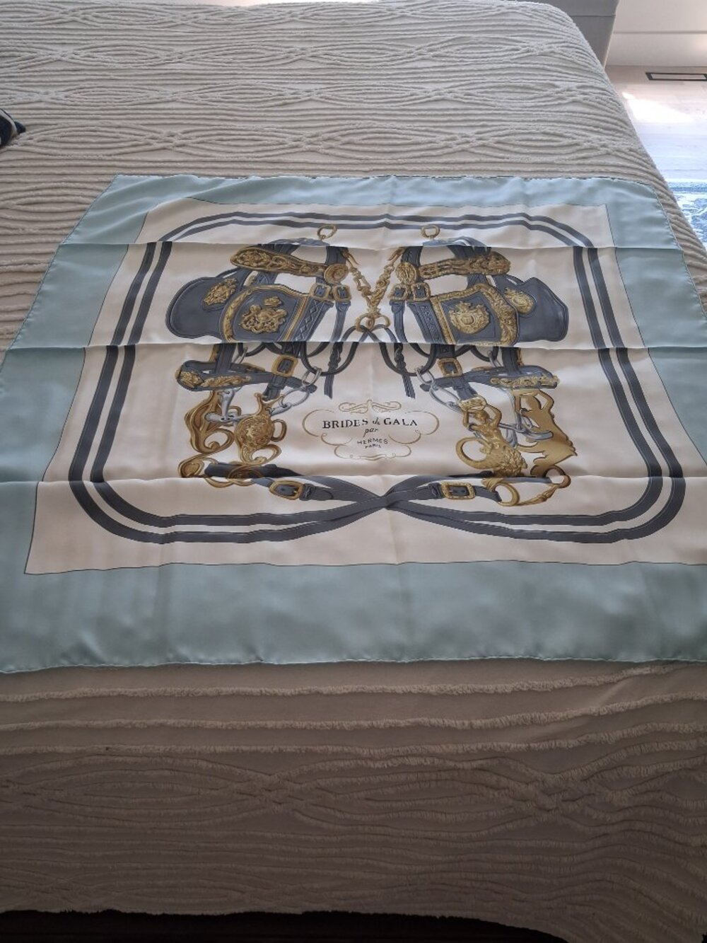 Hermes Scarf 35inch square - Picture 3 of 6